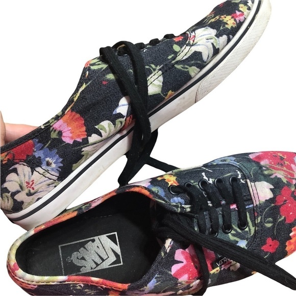 Vans Shoes - Vans black floral sneakers